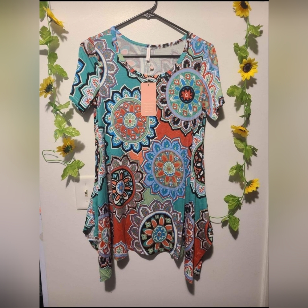 Nwt Womens Small Paisley Geometic Tunic Top